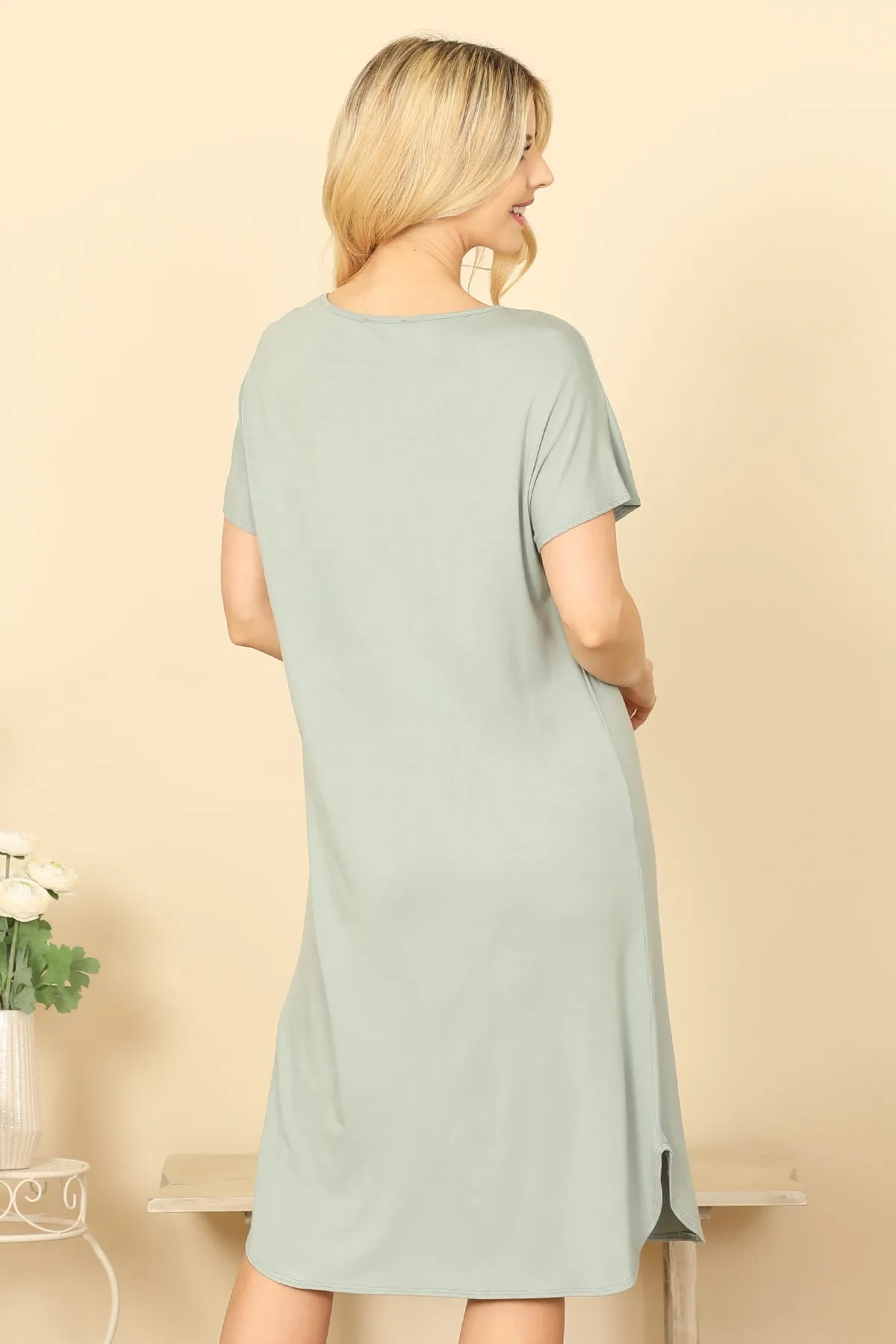 ROUND NECK SHORT SLEEVE SIDE SLIT SOLID DRESS