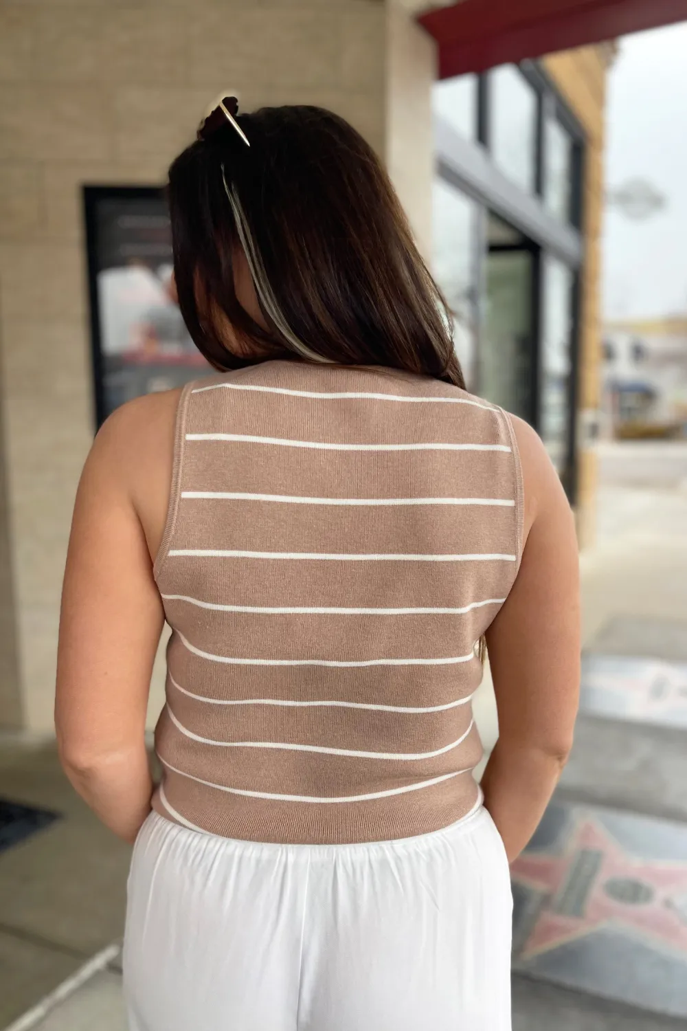 Round Neck Sleeveless Ribbed Top
