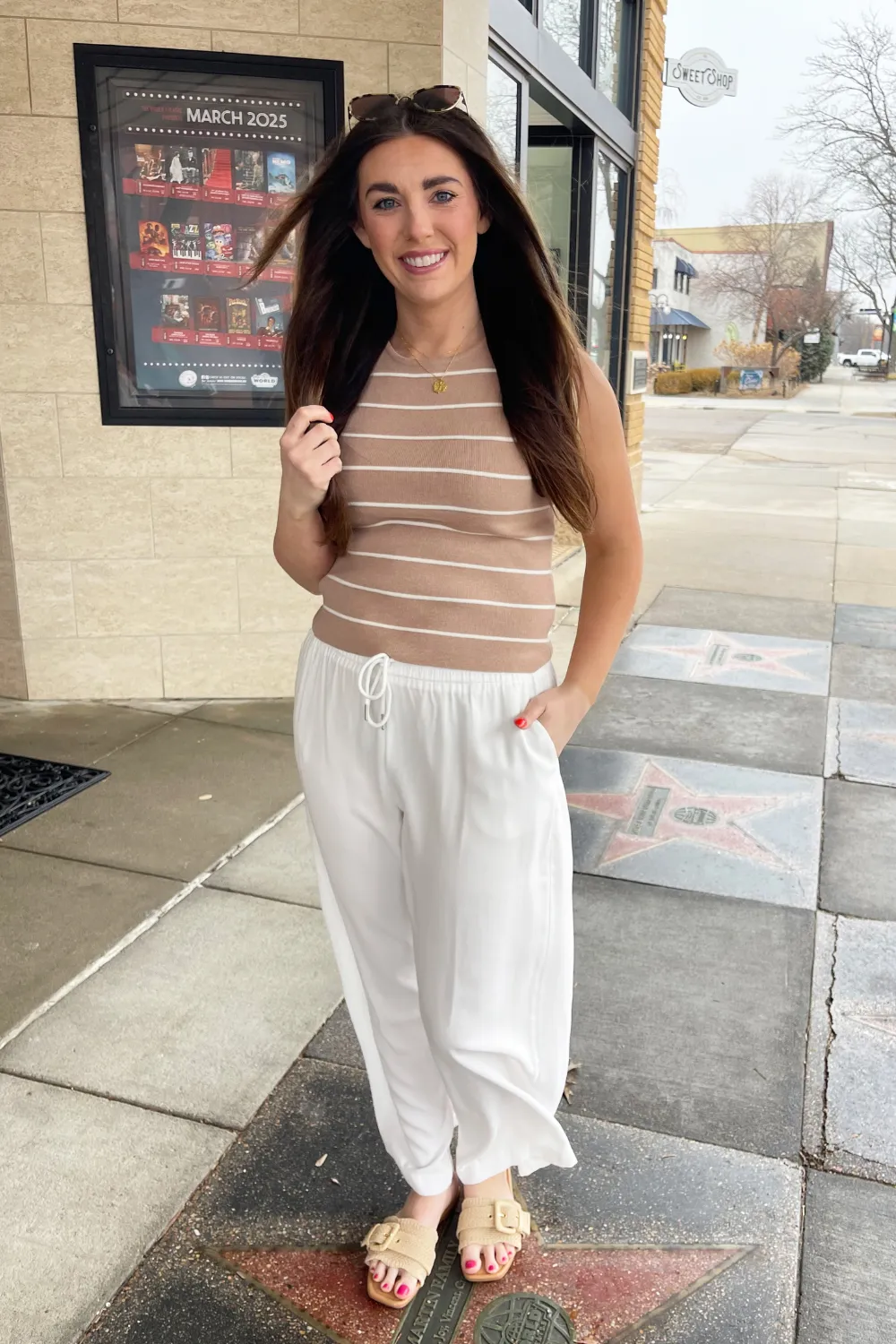Round Neck Sleeveless Ribbed Top