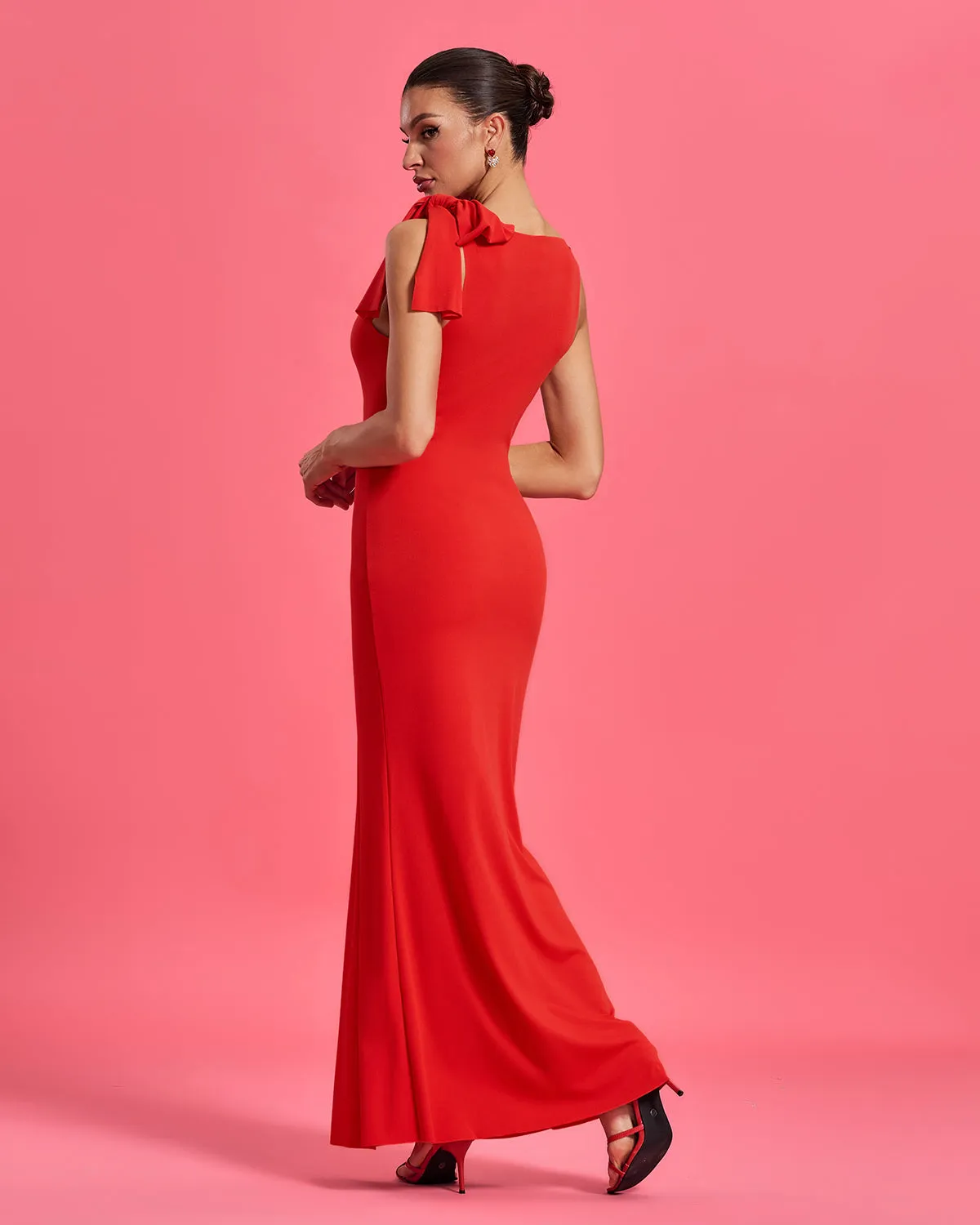 Simplicity Round Neck Maxi Dress