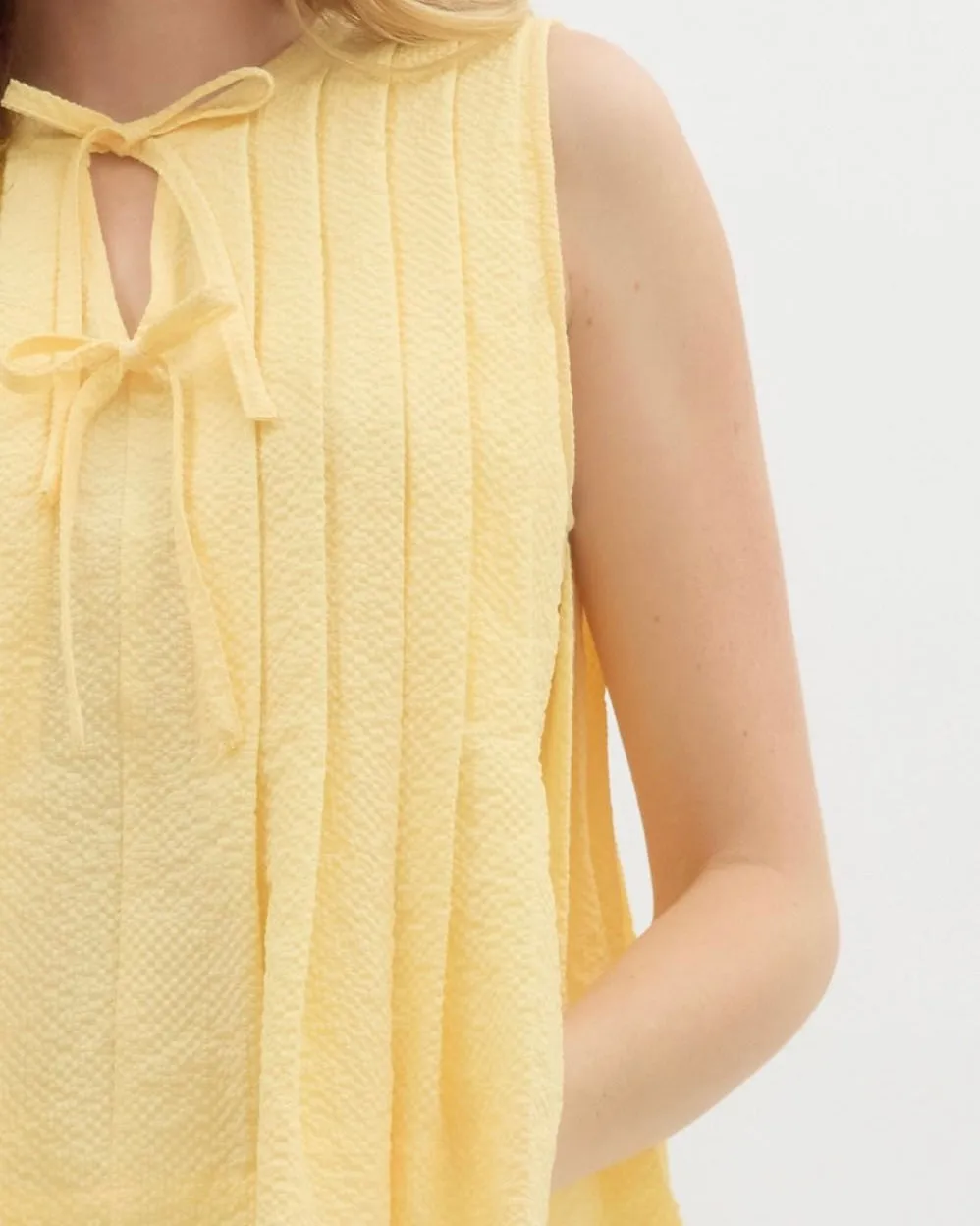 Solid Pleated Pullover Top in Lemon