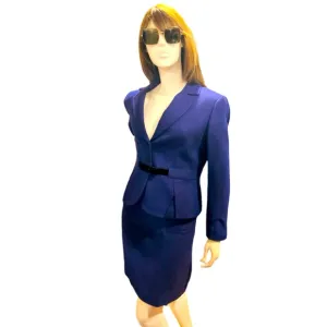 TAHARI Arthur S. Levine 2 Piece Suit