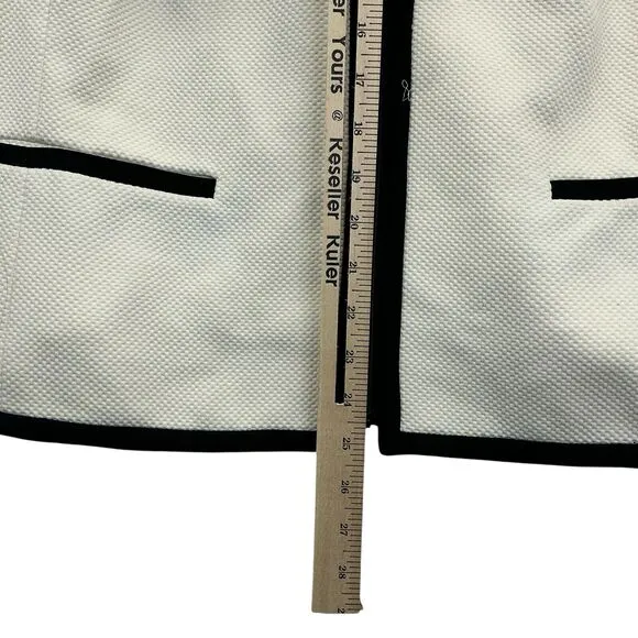 Talbots Blazer Jacket Lined Long Sleeves Women’s Size 16W Cream With Black Trim
