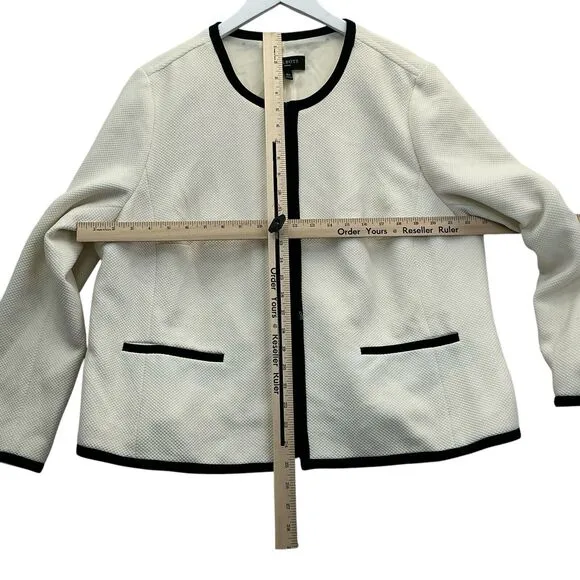 Talbots Blazer Jacket Lined Long Sleeves Women’s Size 16W Cream With Black Trim