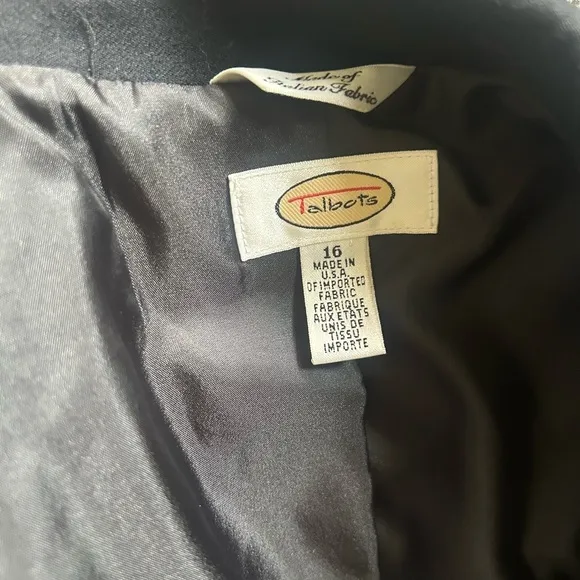 Talbots Womens Jacket 100% Wool Toggle Front Closure Black Color Plus Size 16