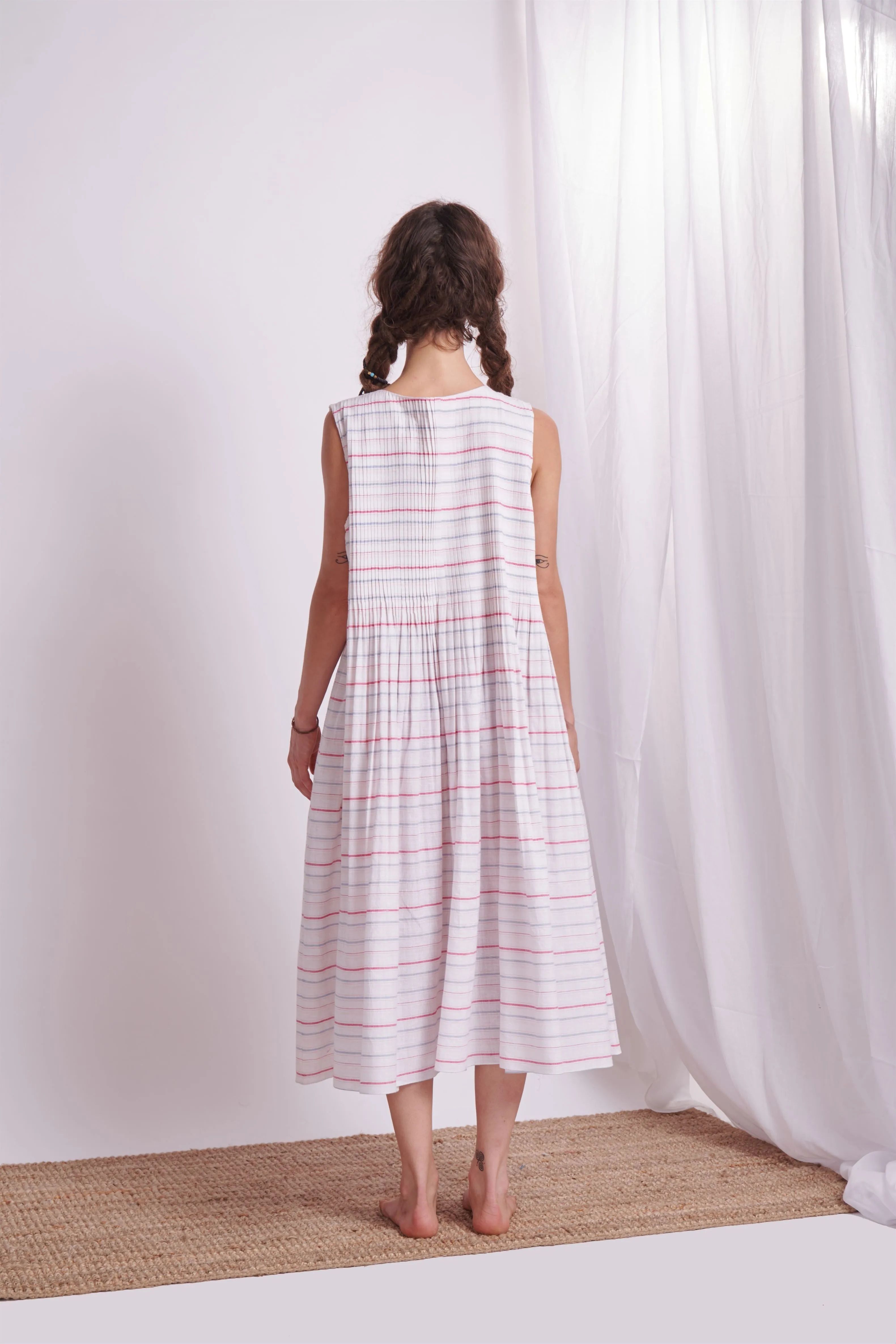 The Plavate I Uspenskoye Donâ€™t disturb Iâ€™m reading dress Cotton Pink Red Stripes Daily Collection AW22-02