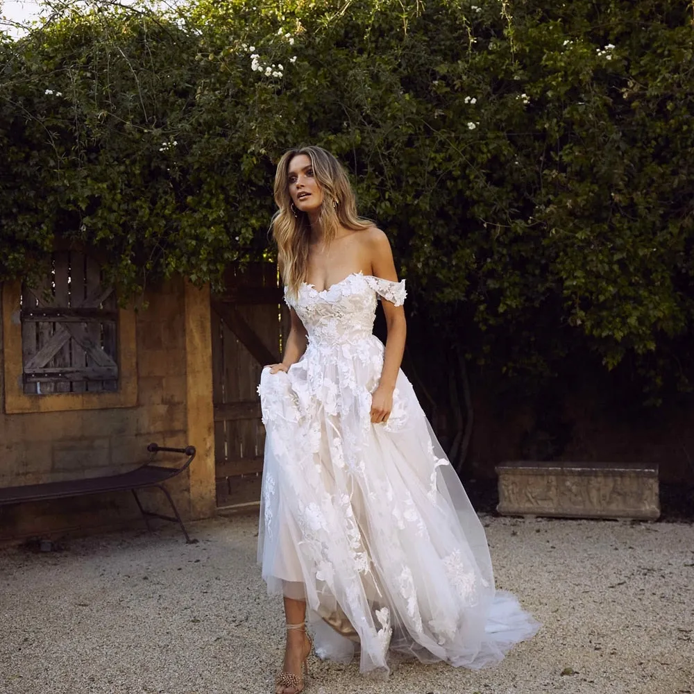 The Sales Rack-Lace Bridal Dress  with off the shoulders appliques A Line Princess style Free Shipping