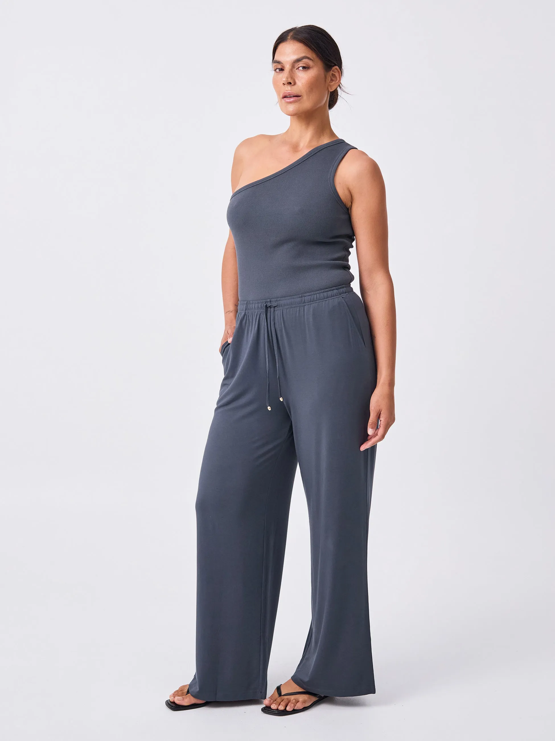 Traveller Drawcord Pant - Charcoal