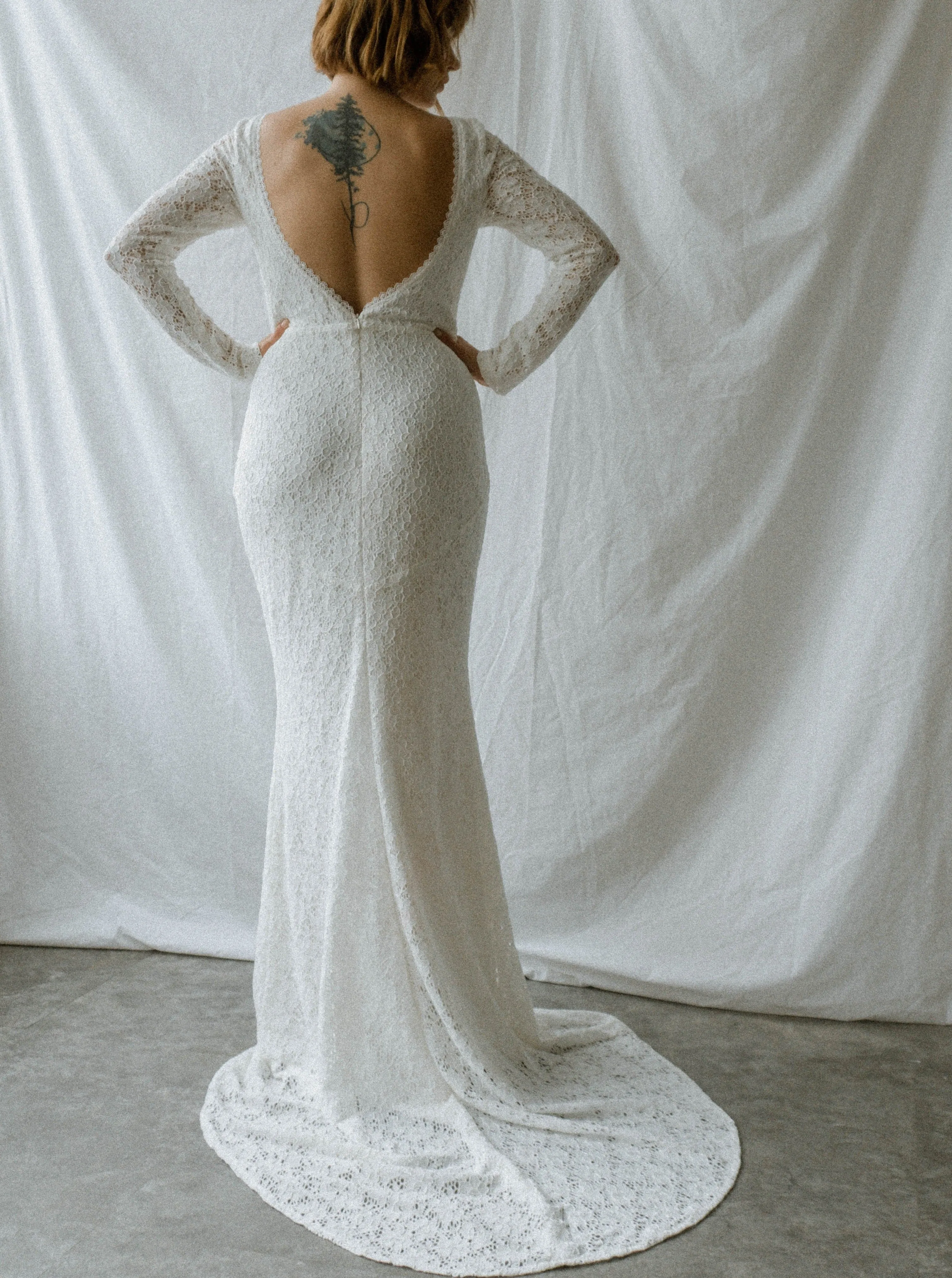 Vanessa Mermaid Lace Wedding Gown