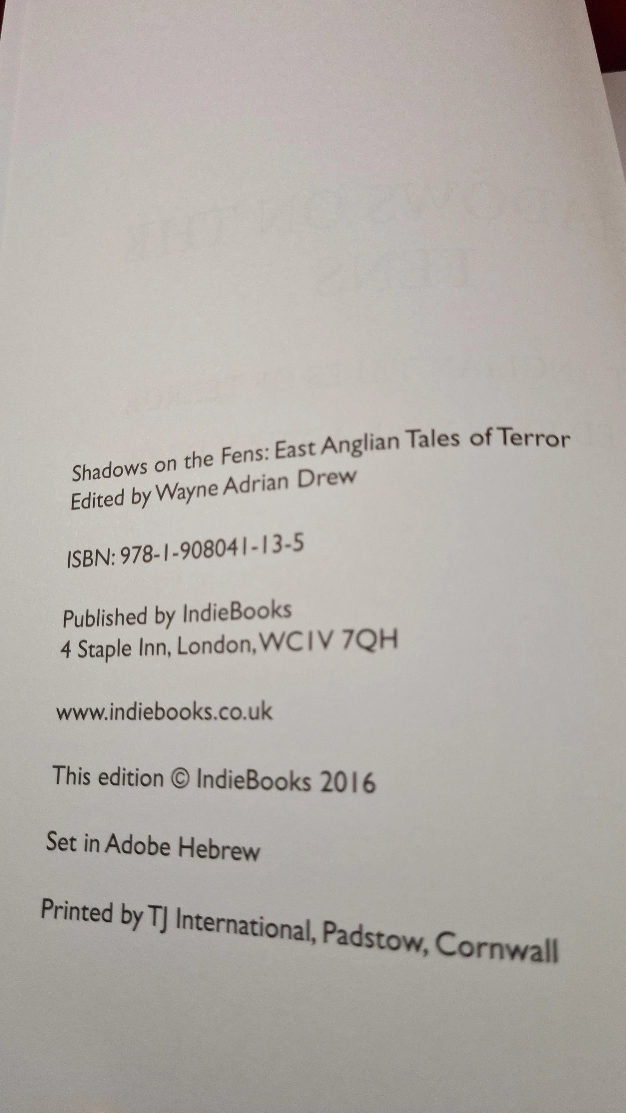 Wayne Adrian Drew - Shadows on The Fens, Indie Books, 2016