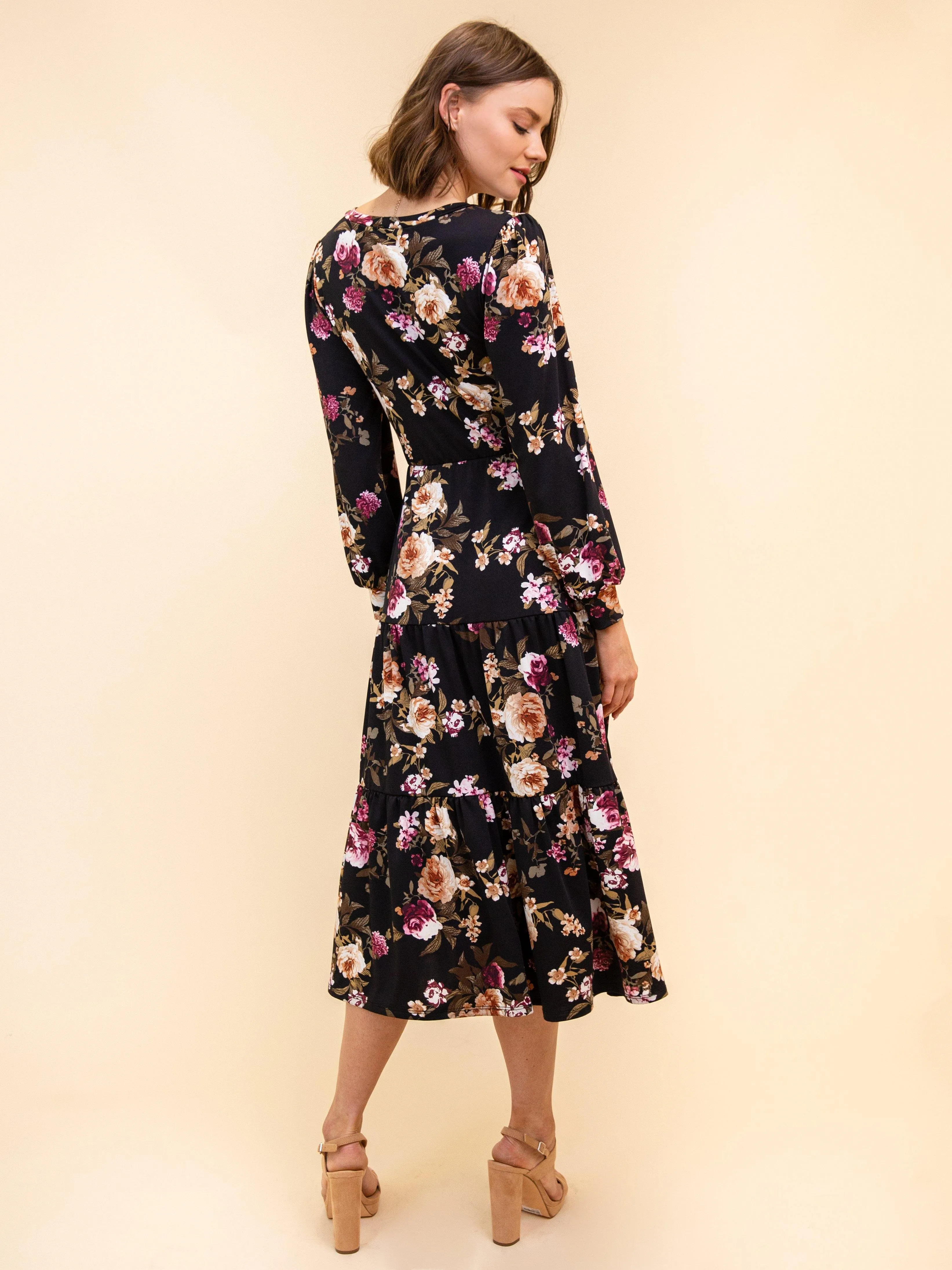WOMEN'S BLACK FLORAL MAXI DRESS