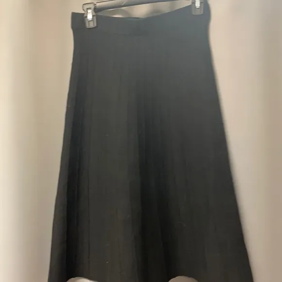 Women’s Skirt
