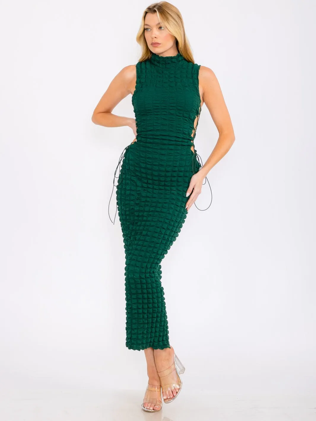 WOMEN'S SLEEVELESS MOCK NECK SIDE OPEN DETAILED BODYCON MAXI DRESS