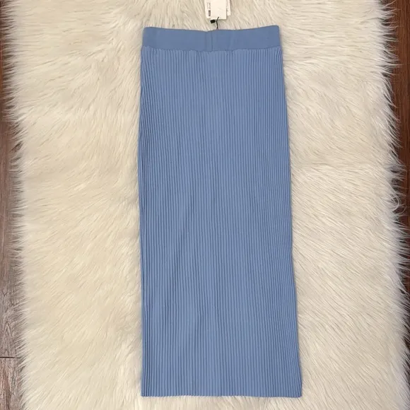 Zara Ribbed High Waisted Midi Light Blue Skirt Size M