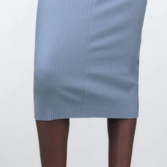 Zara Ribbed High Waisted Midi Light Blue Skirt Size M